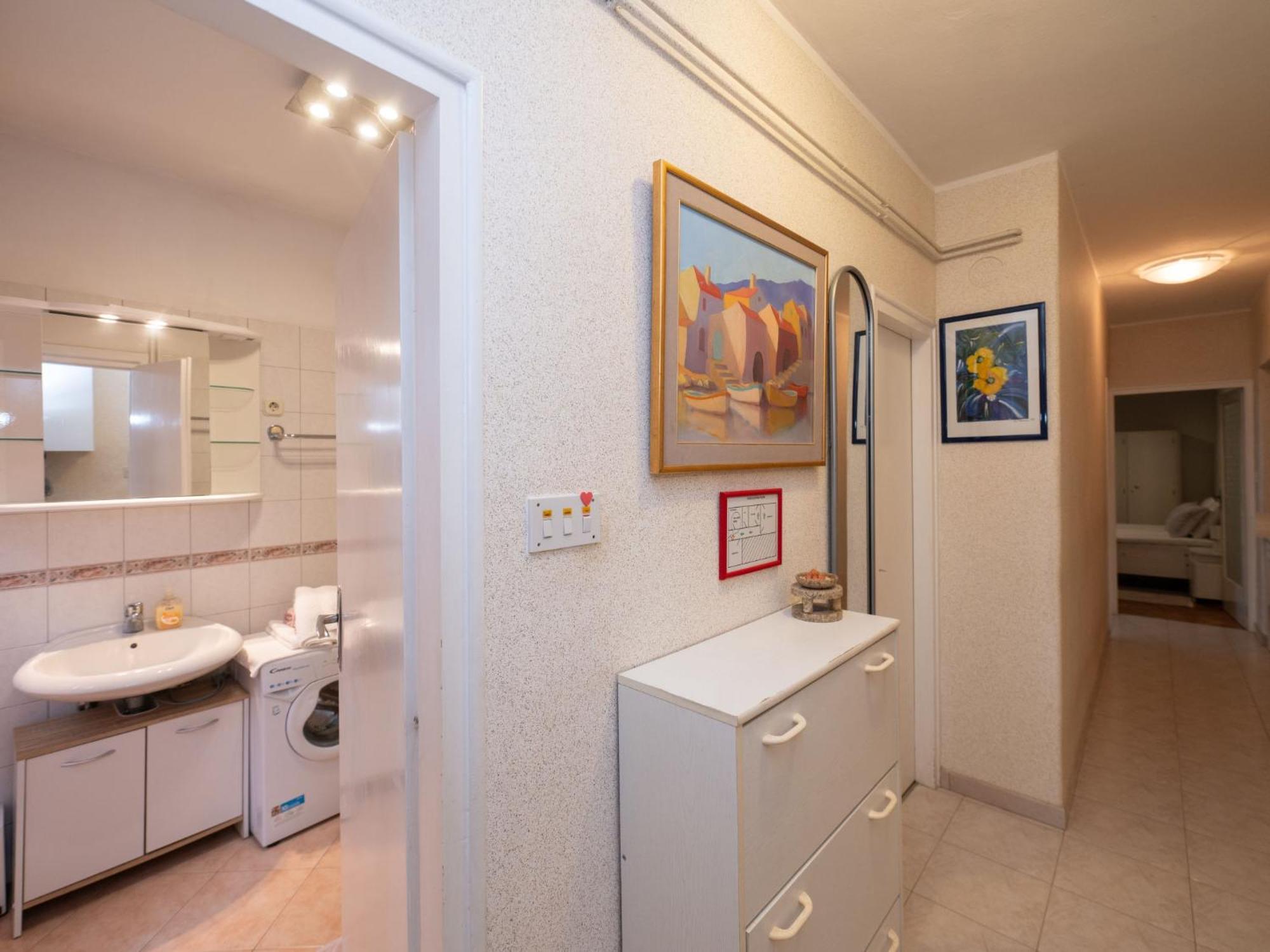 Apartment Hela - LOV512 Opatija Exterior foto